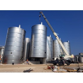 Tanks on site