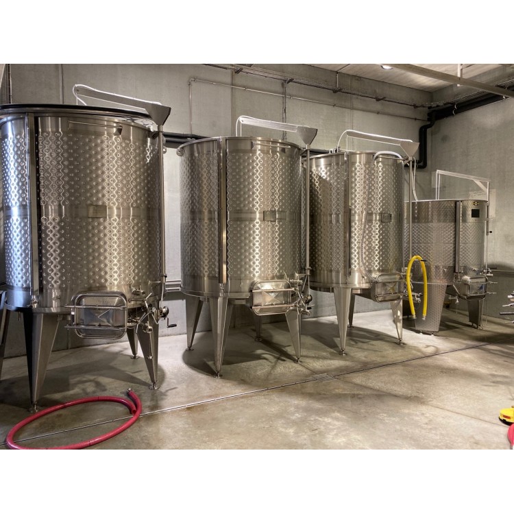 Wine storage tanks