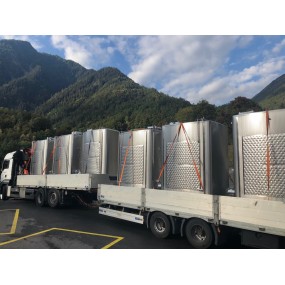 Parallelepiped tanks
